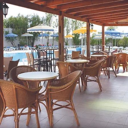 Hotel Lymberia 3*