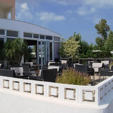 Hotel Lymberia 3*